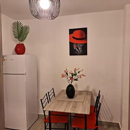 Apartment Central Splendor Studio Mall